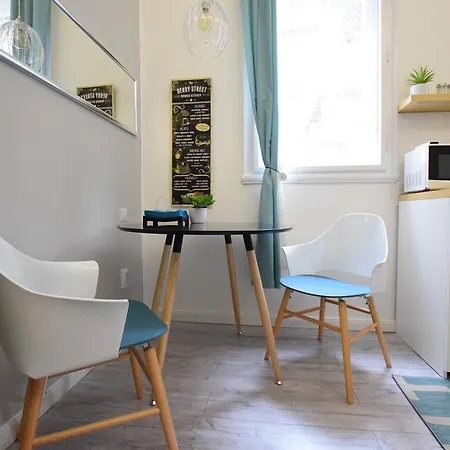 Standard By Hi5 - Fejer Gyorgy St Lägenhet *