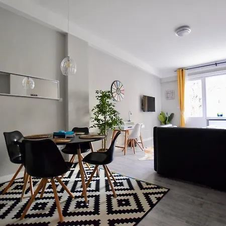 Apartamento Standard By Hi5 - Fejer Gyorgy St *