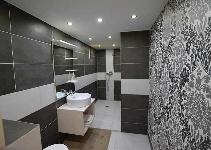 Standard By Hi5 - Fejer Gyorgy St Apartmán *